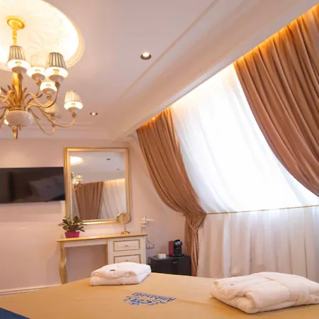 Ambasada Qta Hotell Patza-Kuqani