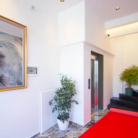 Hotell Ambasada Qta 4*