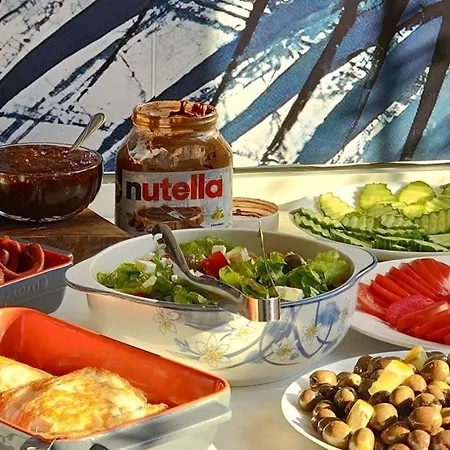 Ambasada Qta Ξενοδοχείο Patza-Kuqani